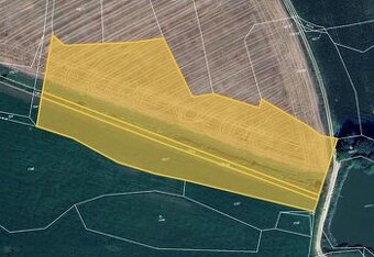 Prodej podílu 3/8 pole 10 992 m², Hrazany