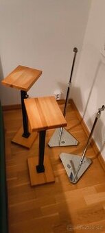 Stojany na reproduktory