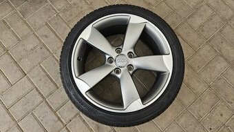 Letní Sada Alu 5x112 225/40 R18 Audi A3 Rotor