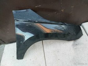 Škoda Karoq pravý přední nárazník