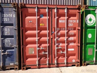 Nabízím k prodeji použitý lodní kontejner – červená barva, T