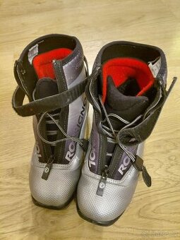 boty na běžky Rossignol 35