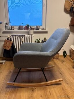 Nové houpací křeslo Jysk - Pardubice