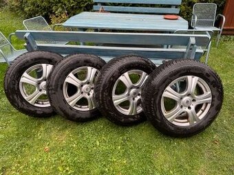 245/65/17 zimní Bridgestone