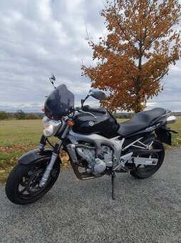 Yamaha FZ6