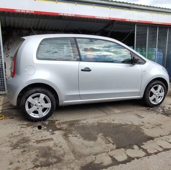 Škoda CitiGo Stříbrná