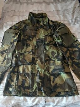 Vojenská blůza vzor 95 cena-450 Kč.