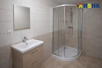 Pronájem bytu 2+1 v centru města - 1