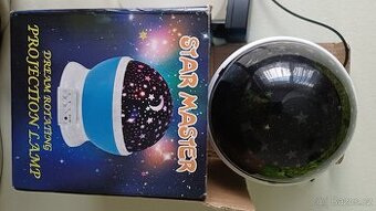 Lampa pro děti - projektor noční oblohy