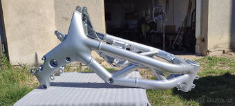 Suzuki SV 650N/S (1999-2002) Rám s doklady