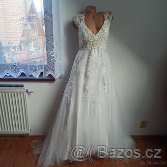 NOVÉ svatební šaty 38 - 40 JJ's House