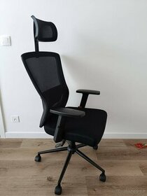 Ergonomická kancelářská židle výškově nastavitelná
