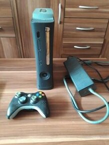 Prodám Xbox 360 Console