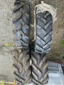 Přodám pneumatiky na traktor Belorus 320 MTZ - 1