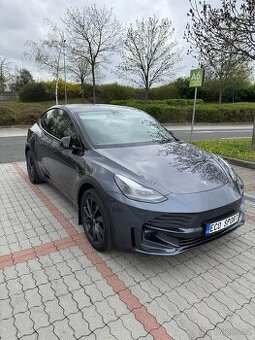 Tesla Model Y LR 2022 - 1