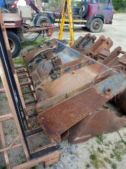 JCB 3cx žralok