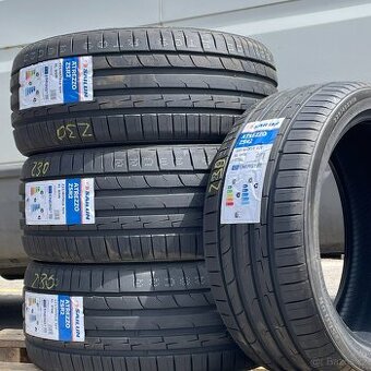 NOVÉ Letní pneu 225/40 R18 92Y Sailun