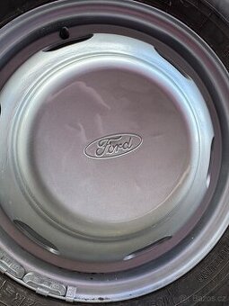 Kryt předního kola, Ford Transit