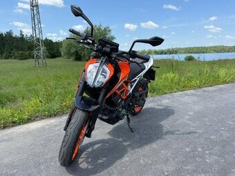 KTM Duke 390 2018 rok