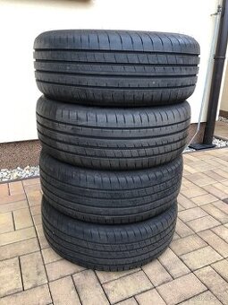 Letní pneu Goodyear Eagle F1 235/55 R18 100V
