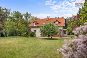 Prodej rodinného domu, 200 m², Záryby
