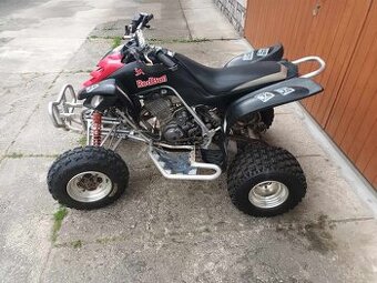 Yamaha raptor 660