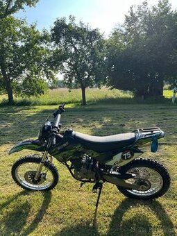 ENDURO  Shineray XY125GY-6  vTP 6,5kw od 16 let