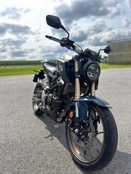 Honda CB125R