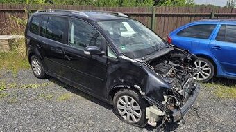VW TOURAN 1T1 2.0TDI DSG NA ND