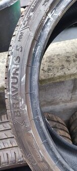 Barum Bravuris 5HM 225/35R19 Y XL letni