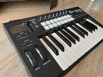 Novation Launchkey 25