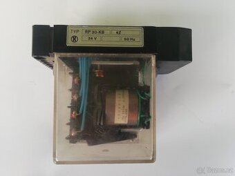 pomocné relé RP30-KB  24v 50 Hz