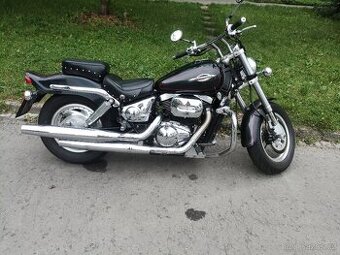 Suzuki VZ 800 Marauder