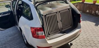 Box4Dogs box do auta až pro 2 psy - Škoda Octavia III combi