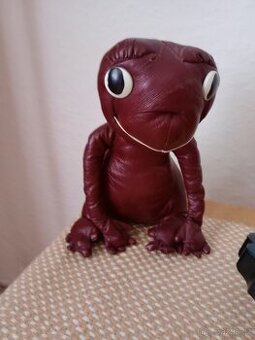 ET mimozemštan retro