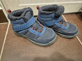 Dětské zimní boty Decathlon vel. 30