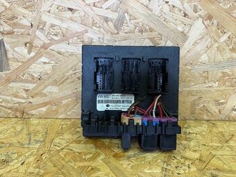 ŘÍDICÍ JEDNOTKA BCM AUDI A3 8P 8P0907063A