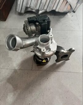 Turbo Volkswagen Golf 1.4 TFSI 92kW - 04E145721