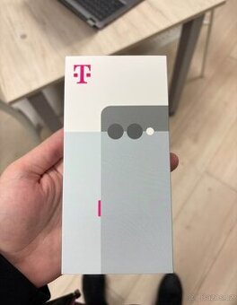 T Phone 3 nový zapeceteny 128gb a 6gb ram