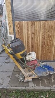 Řezačka spár-asfaltu