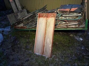 Střešní krytina - hliníkové šablony použité