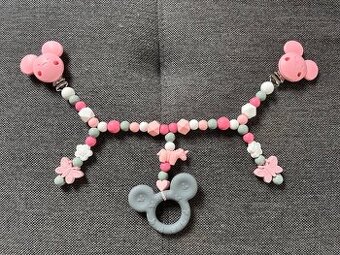 Závěs na kočárek