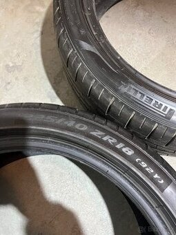 Pneu 224/40/18 Pirelli