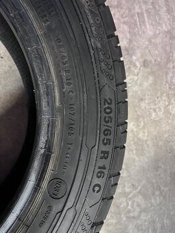 Continental Van 205/65 r16 letni