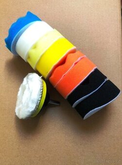 Sada leštících houbových talířů