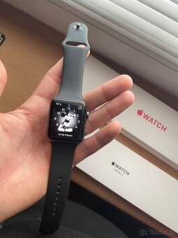 Apple Watch s3 komplet s krabicí