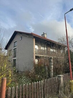 Dům 289 m² pro rodinu i podnikání – Bukovice