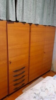 Šatní skříně