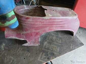 Zadní blatník na Jawa 555