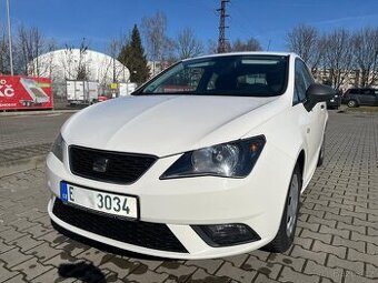 Seat ibiza 1.4i 63KW R.v.2014  1. MAJITEL NOVÁ STK  2 X KOLA